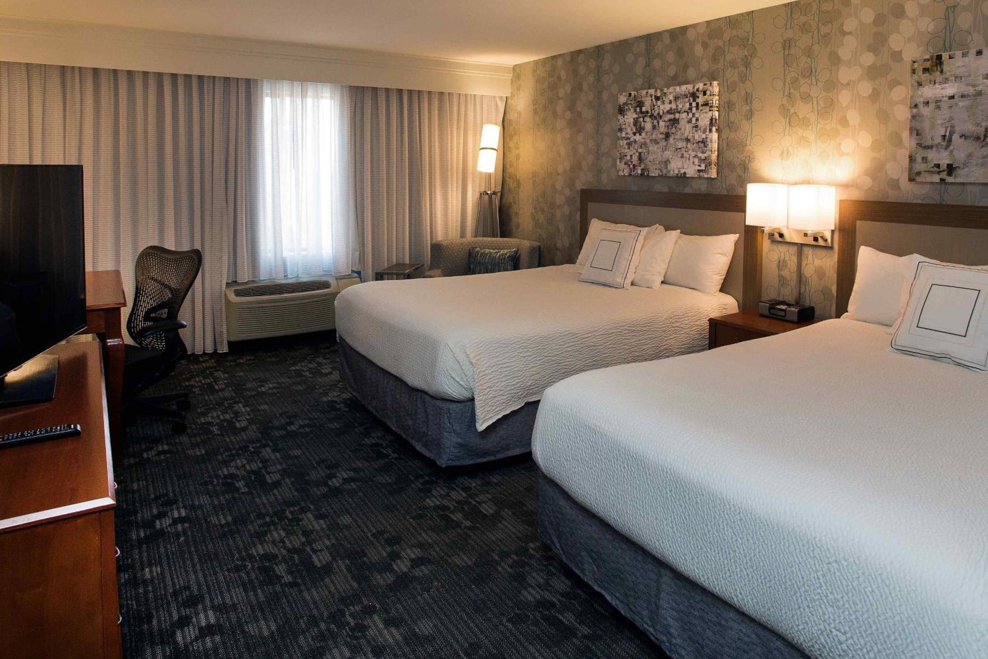 Courtyard Los Angeles Burbank Airport Экстерьер фото