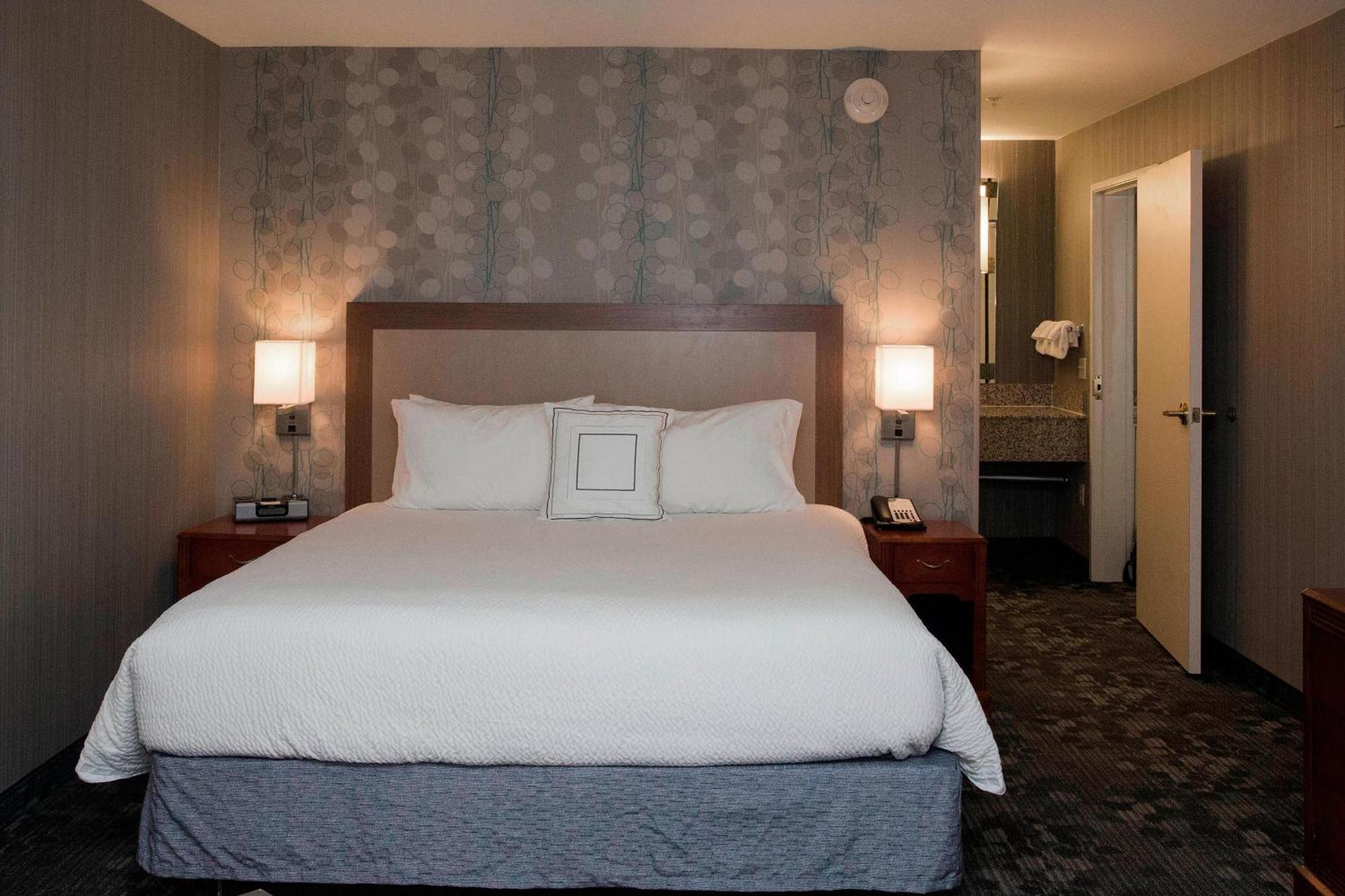 Courtyard Los Angeles Burbank Airport Экстерьер фото